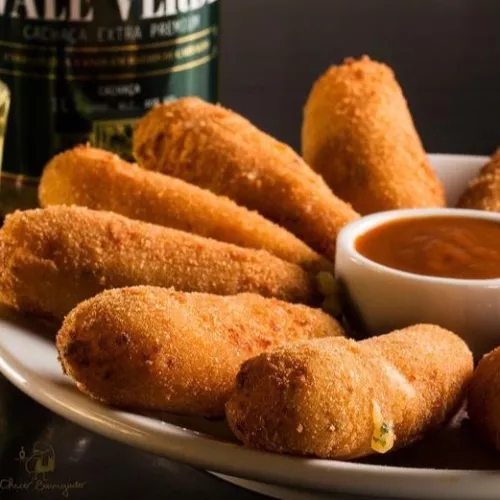 Bolinhos de Mandioca c/ Queijo